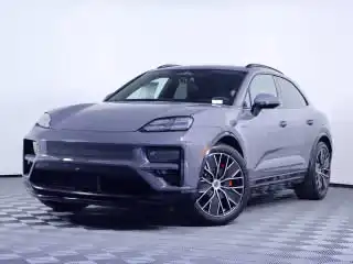 2026 Porsche Macan Macan Turbo Electric's photo