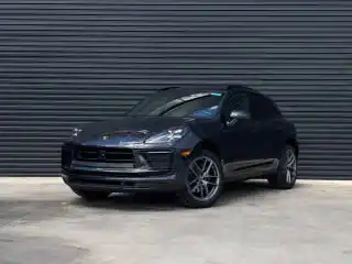 2026 Porsche Macan T's photo