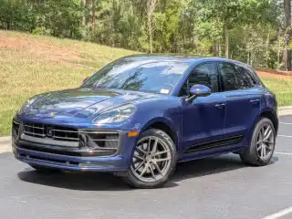 2024 Porsche Macan S's photo