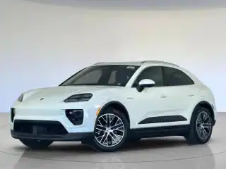 2026 Porsche Macan Macan 4 Electric's photo