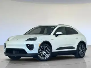 2026 Porsche Macan Macan 4 Electric's photo