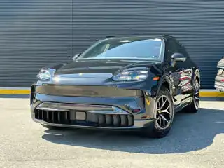 2026 Porsche Cayenne Cayenne Electric's photo