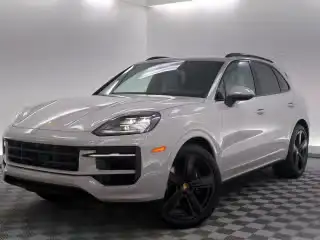 2026 Porsche Cayenne Base's photo