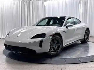 2025 Porsche Taycan Turbo's photo
