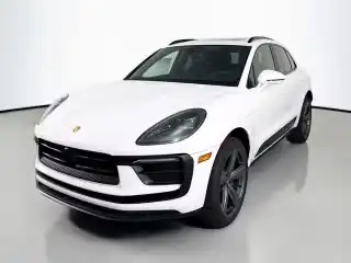 2026 Porsche Macan T's photo
