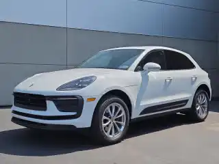 2025 Porsche Macan T's photo