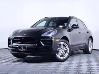 2026 Porsche Macan Base's photo