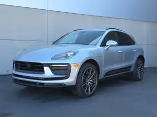 2026 Porsche Macan's photo