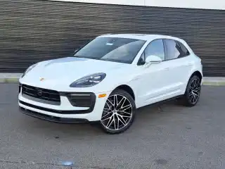 2026 Porsche Macan T's photo