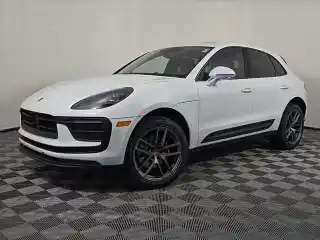 2025 Porsche Macan Base's photo
