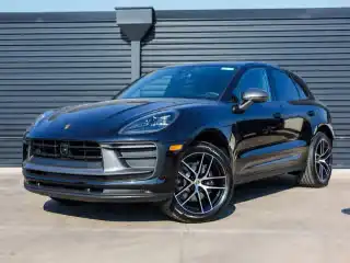 2026 Porsche Macan T's photo