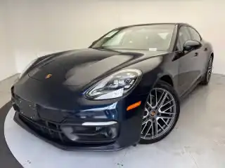 2023 Porsche Panamera 4 Platinum Edition's photo