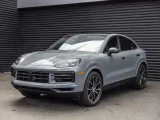2024 Porsche Cayenne Base photo 1