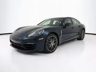 2023 Porsche Panamera 4 Platinum Edition's photo
