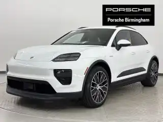 2025 Porsche Macan Macan Electric's photo