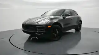 2017 Porsche Macan S's photo