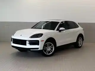 2025 Porsche Cayenne Base's photo