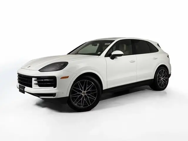 2026 Porsche Cayenne Base photo 4