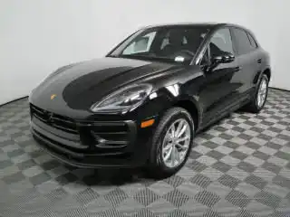 2026 Porsche Macan T's photo