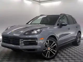 2026 Porsche Cayenne Base's photo
