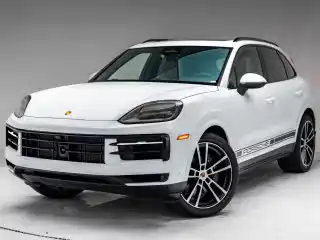2026 Porsche Cayenne Base's photo