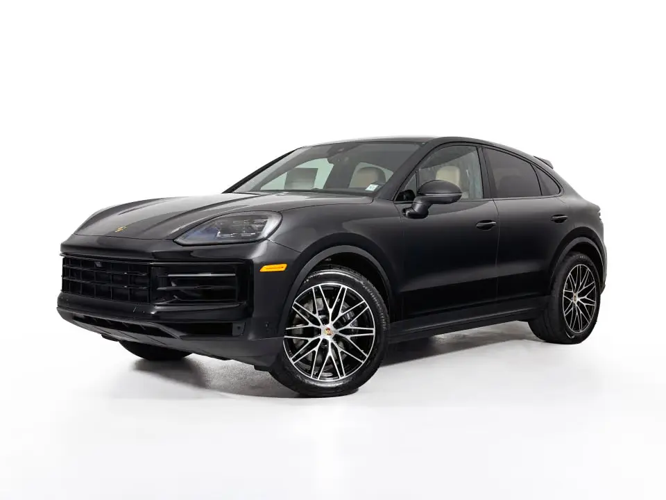 2026 Porsche Cayenne Base photo 3