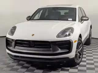 2026 Porsche Macan T's photo