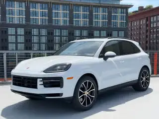 2026 Porsche Cayenne Base photo 1