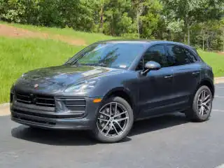 2026 Porsche Macan T's photo