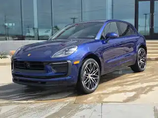 2026 Porsche Macan T's photo