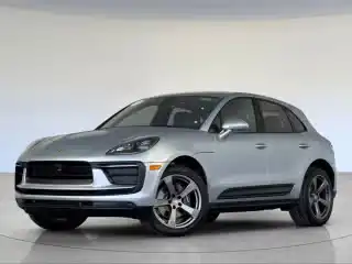 2026 Porsche Macan T's photo