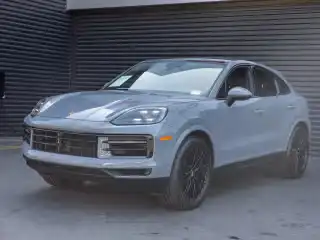 2024 Porsche Cayenne Base's photo