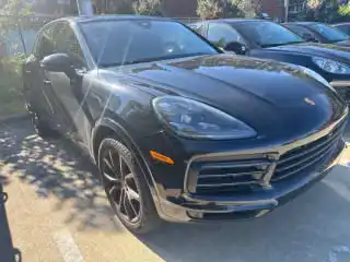 2022 Porsche Cayenne Platinum Edition S's photo