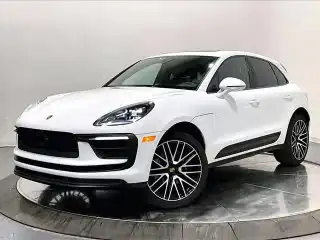 2026 Porsche Macan T's photo