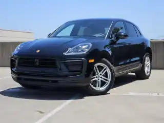 2026 Porsche Macan T's photo