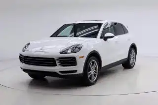 2020 Porsche Cayenne Base's photo