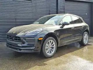 2026 Porsche Macan T's photo
