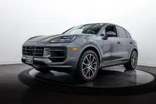 2026 Porsche Cayenne Base's photo