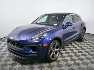 2023 Porsche Macan S's photo