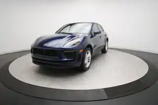 2024 Porsche Macan Base's photo