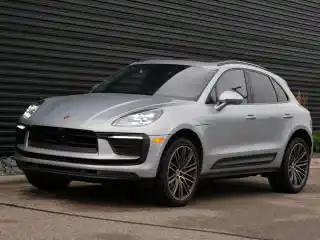 2026 Porsche Macan T's photo