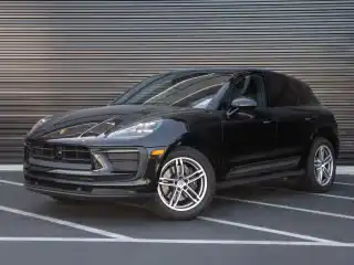 2023 Porsche Macan Base's photo