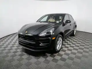 2026 Porsche Macan T's photo