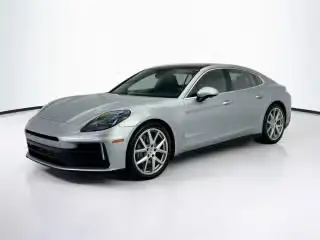2025 Porsche Panamera 4 photo 1