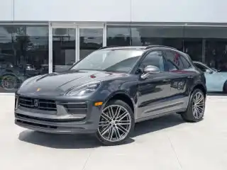 2025 Porsche Macan T's photo