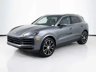 2026 Porsche Cayenne Base's photo
