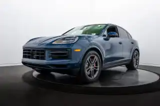 2026 Porsche Cayenne S's photo