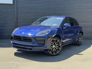 2024 Porsche Macan T's photo