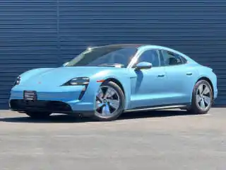2024 Porsche Taycan 4S's photo