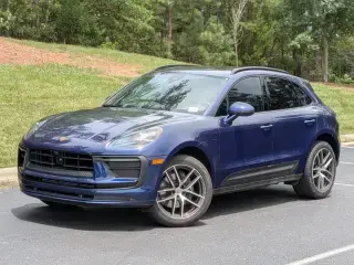 2026 Porsche Macan T photo 5